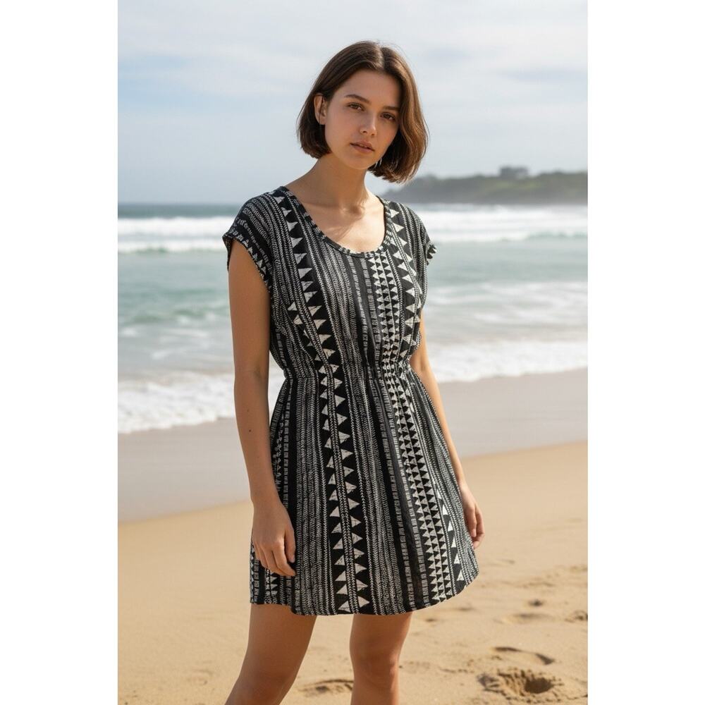 Billabong Women Mini Dress Tribal Print Size S Elastic Waist Spring Summer